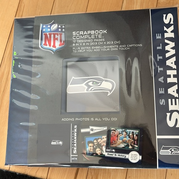 Seattle Seahawks Scrapbook New - Picture 10 of 10